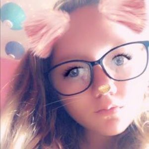 Meet your Posher, Kallie